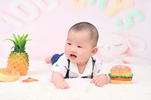 塔城宝宝什么时候能吃盐 塔城宝宝什么时候能吃盐